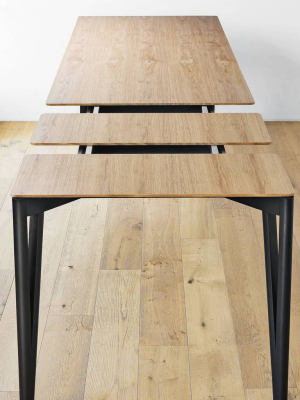 Decapo Extendable Dining Table: Small