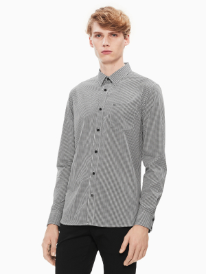 Slim Fit Gingham Button Down Shirt