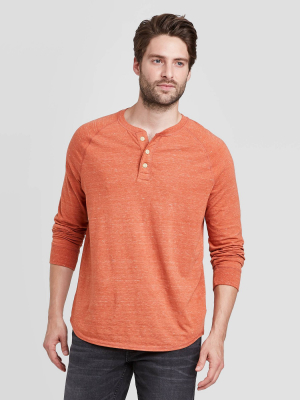 Men's Standard Fit Long Sleeve Button-down Henley T-shirt - Goodfellow & Co™