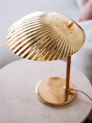 5321 Table Lamp