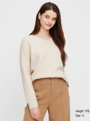 Women Souffle Yarn Side Slit V-neck Sweater