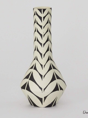 Global Views Orsino Vase