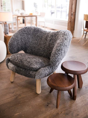 Limited Edition Pelican Chair In Gotland Sheepskin By House Of Finn Juhl