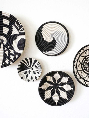 Small Black + White Fani Round Basket