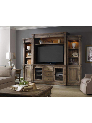 Sorella Entertainment 70'' Console