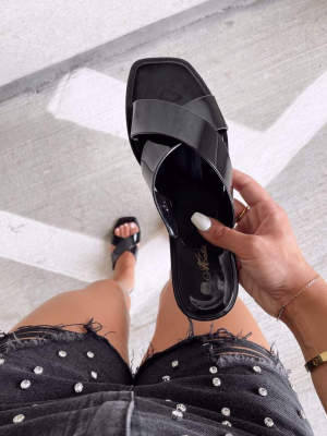 Black Liv Sandal