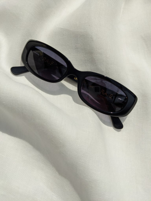 Raie Jacquie Sunglasses / Available In Black