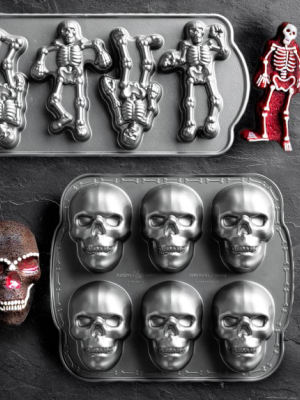 Nordic Ware Halloween Mini Skull Cakelet Pan
