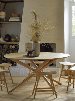 Oak Mikado Round Dining Table