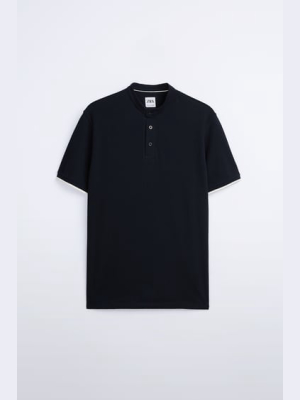 Contrasting Structured Polo Shirt