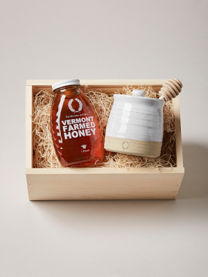 Farmhouse Pottery Beehive Honey Pot And Honey Gift Set