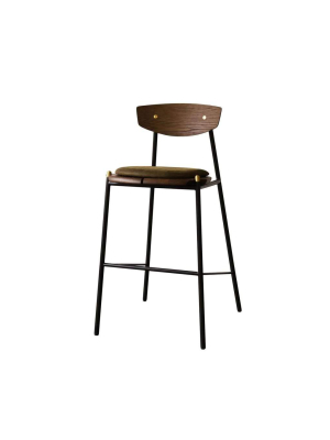 Kink Bar Stool