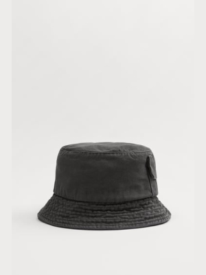 Bucket Hat With Pocket