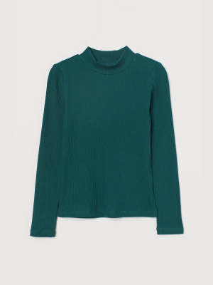 Ribbed Mock-turtleneck Top