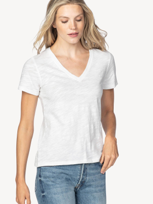 V-neck Short Sleeve Back Seam Tee