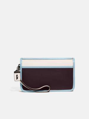 Britt Wristlet In Colorblock