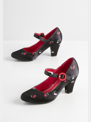 Lulu Hun X Collectif Cherry Picking Pump Heel