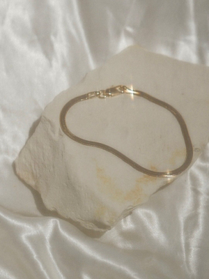 Kaya Herringbone Chain Bracelet- 18k Gold