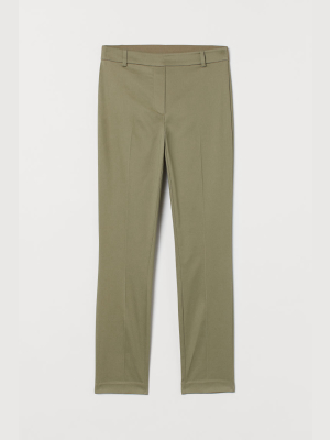 Ankle-length Slacks