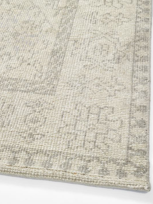 Hand-knotted Amica Rug