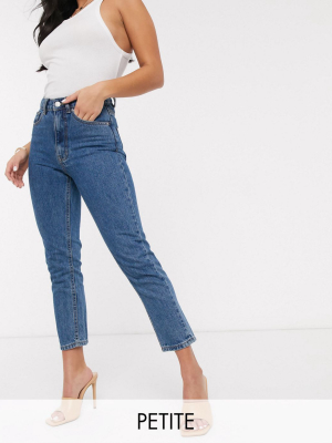 Vero Moda Petite Mom Jeans In Medium Blue