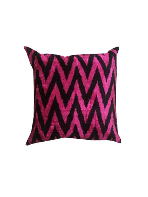 Velvet Pillow | Motif In Pink/black