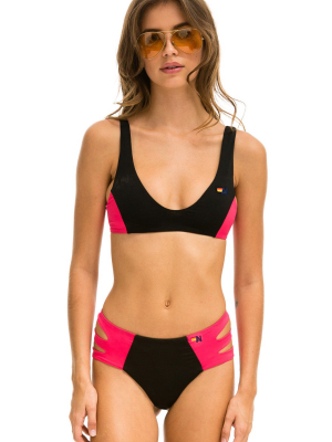 Hi-waisted Side Cut Out Color Block Cheeky Bikini Bottoms - Black // Red