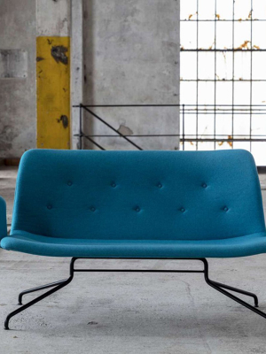 Primum Sofa With Arms