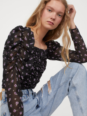 Puff-sleeved Top