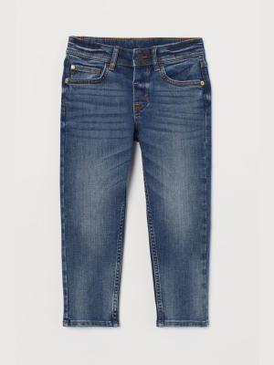 Relaxed Tapered Fit Jeans