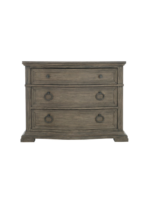 Canyon Ridge Bachelor's Chest