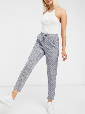 New Look Tie Waist Jogger In Tile Print