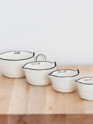 Pinched Stoneware Measuring Cup Set