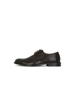 Alias Classic Derby Shoe