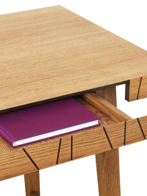 Vass Desk