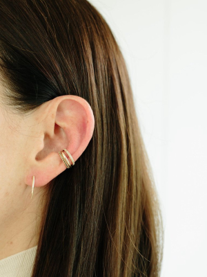 Reloaded Ear Cuff With Black Pavé Diamonds