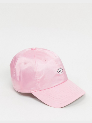 Nike Retro Logo Cap In Pink