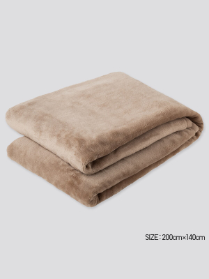 Heattech Twin-size Blanket (online Exclusive)