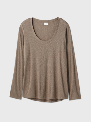 Women's Plus Size Long Sleeve Scoop Neck T-shirt - Ava & Viv™