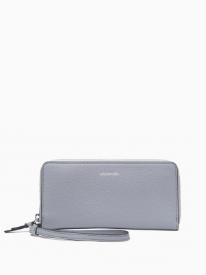 Pebble Logo Zip Continental Wallet