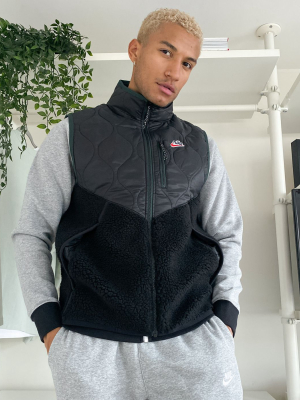 Nike Heritage Essentials Winter Fleece Panelled Vest In Black