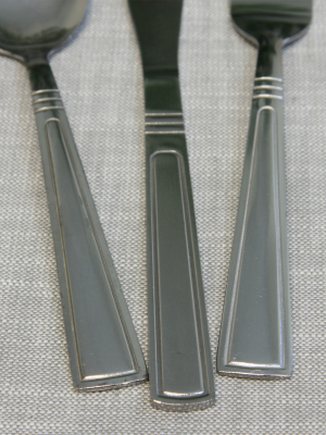 Gibson Home Astonshire 45 Peice Tumble Finish Flatware Set