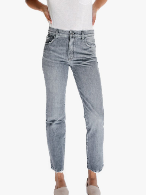 Mid Rise Taper Leg Jean