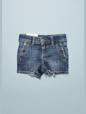 Lucy Shorts - Aviso