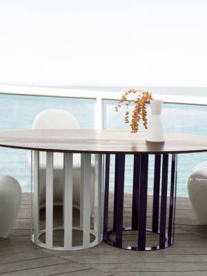 Flux Oval Dining