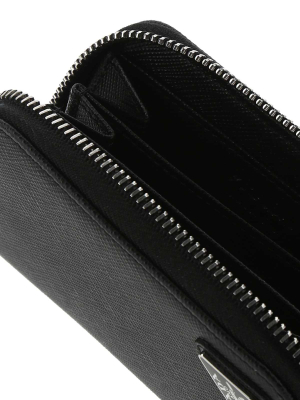 Prada Logo Patch Zipped Cardholder