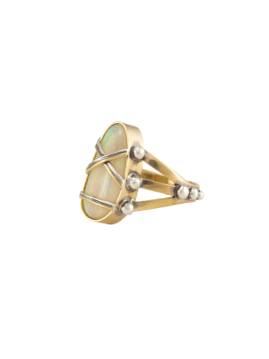 Shibari Ring 18k Opal