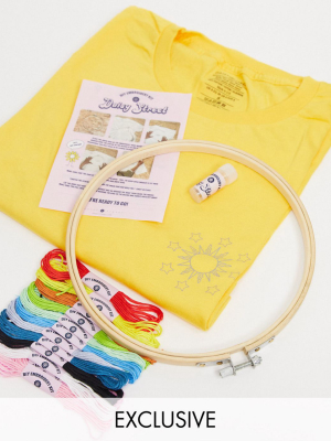 Daisy Street Relaxed T-shirt With Celestial Diy Embroidery Kit