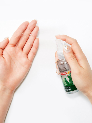 Yadah Cactus Hand Cleaner (50ml)- Hand Sanitizing Mist