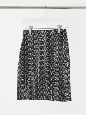 New Look Mini Skirt In Black Jacquard Spot